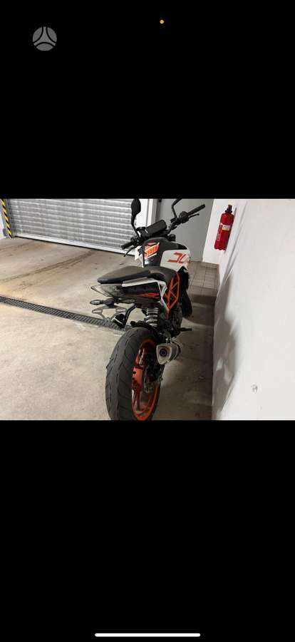 KTM Duke, street / klasikiniai