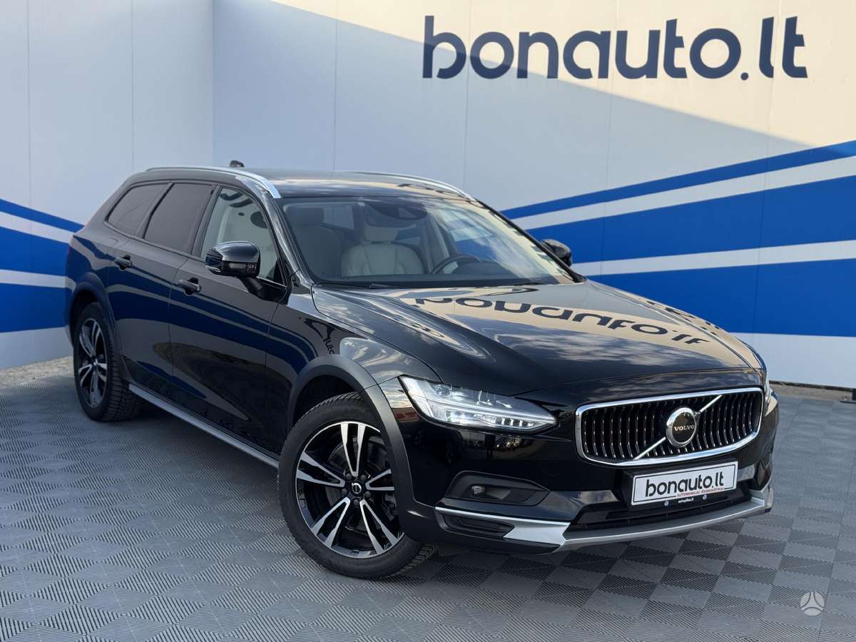Volvo V90 Cross Country - 2
