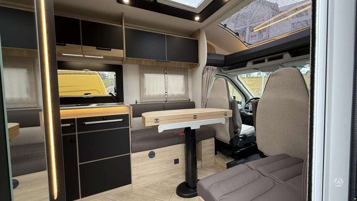 Challenger 317 Graphite Edition A/T, campers