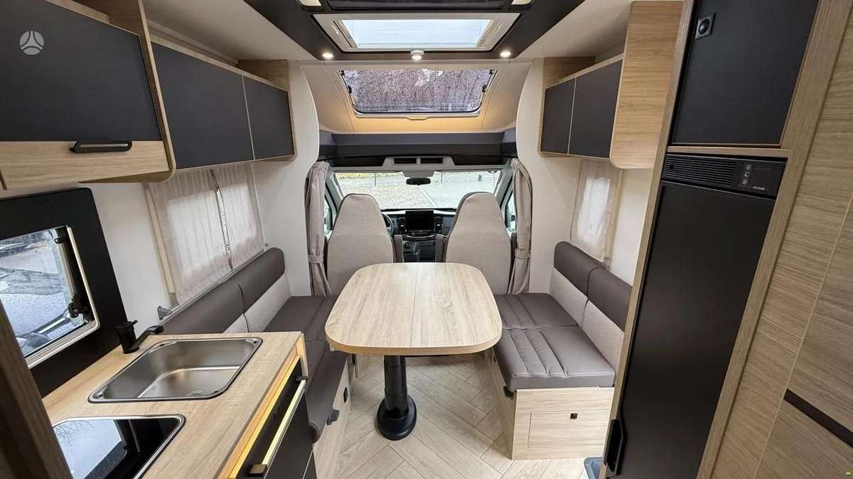 Challenger 317 Graphite Edition A/T, campers