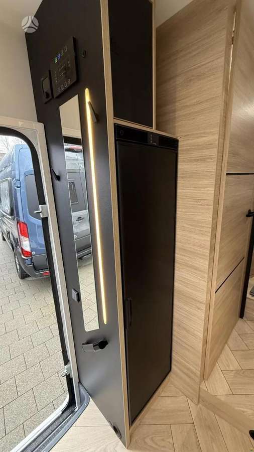 Challenger 317 Graphite Edition A/T, campers