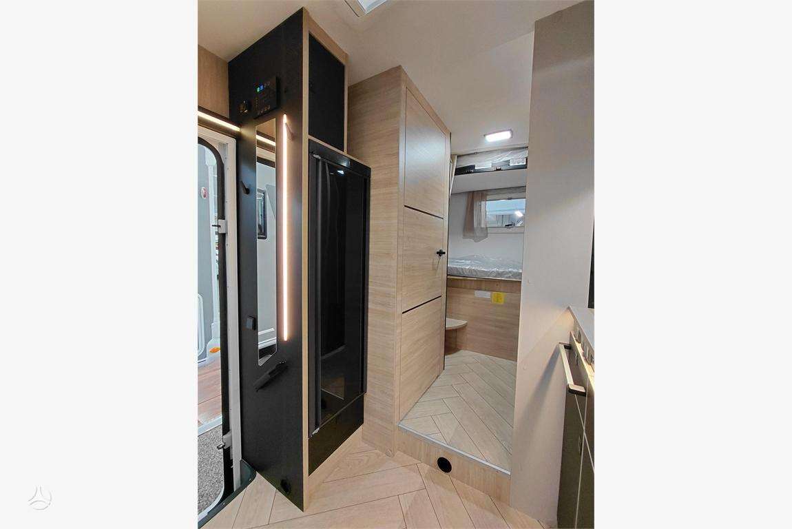 Challenger 380 Graphite Edition A/T, campers