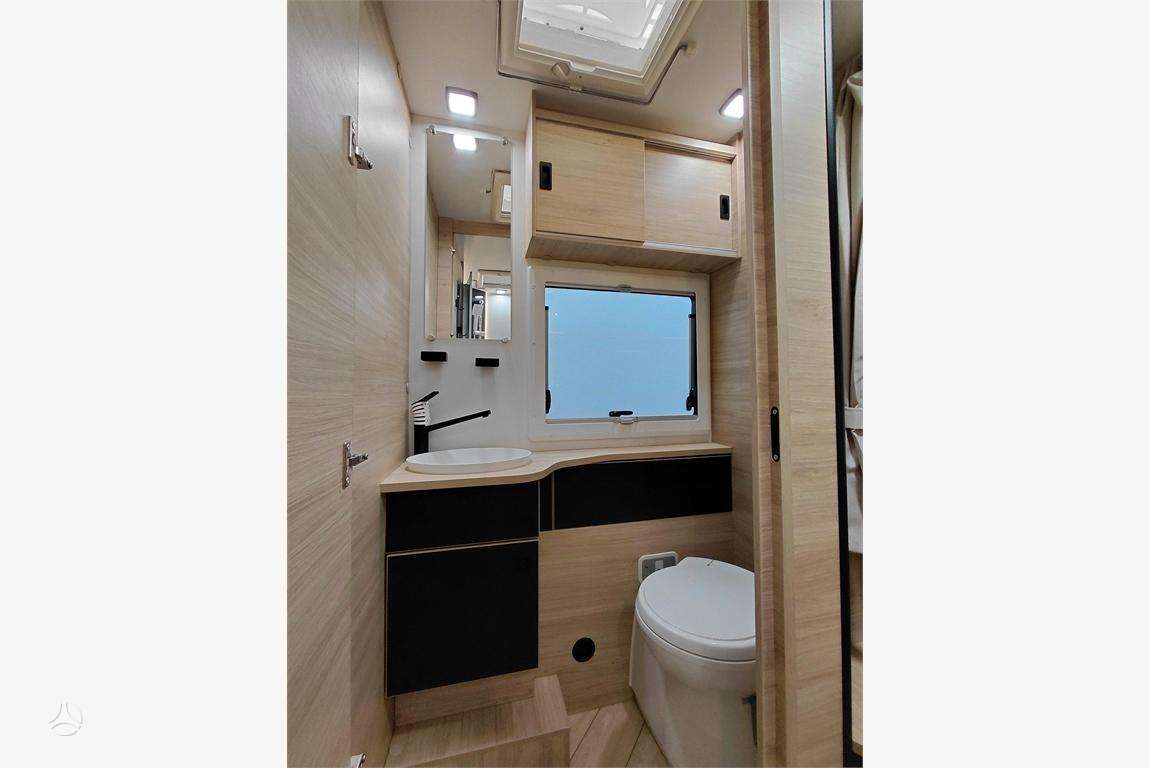 Challenger 380 Graphite Edition A/T, campers