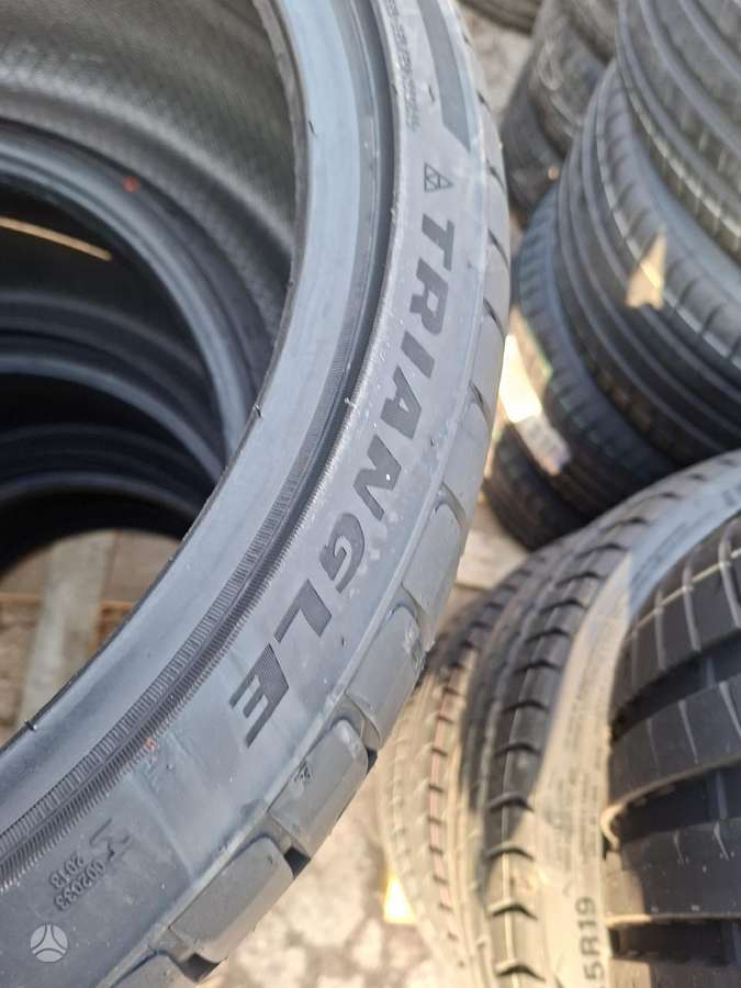 Triangle, vasaras 275/30 R19