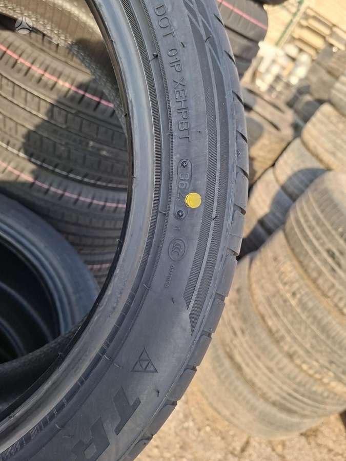 Triangle, summer 245/40 R18