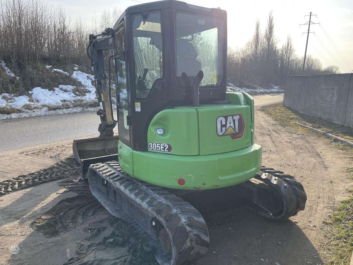 Caterpillar 305E2, mini excavator