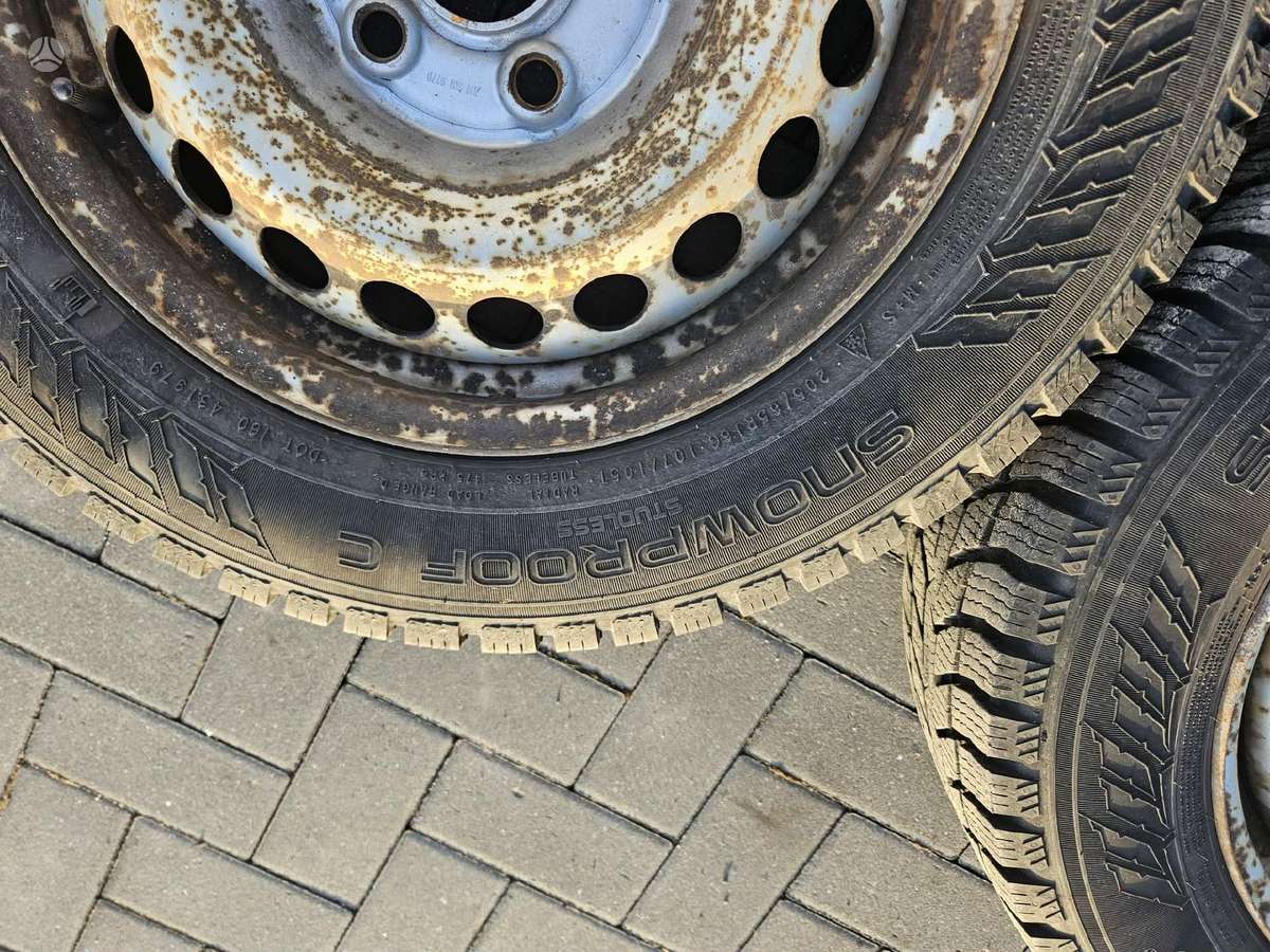 Continental, žieminės 205/65 R16
