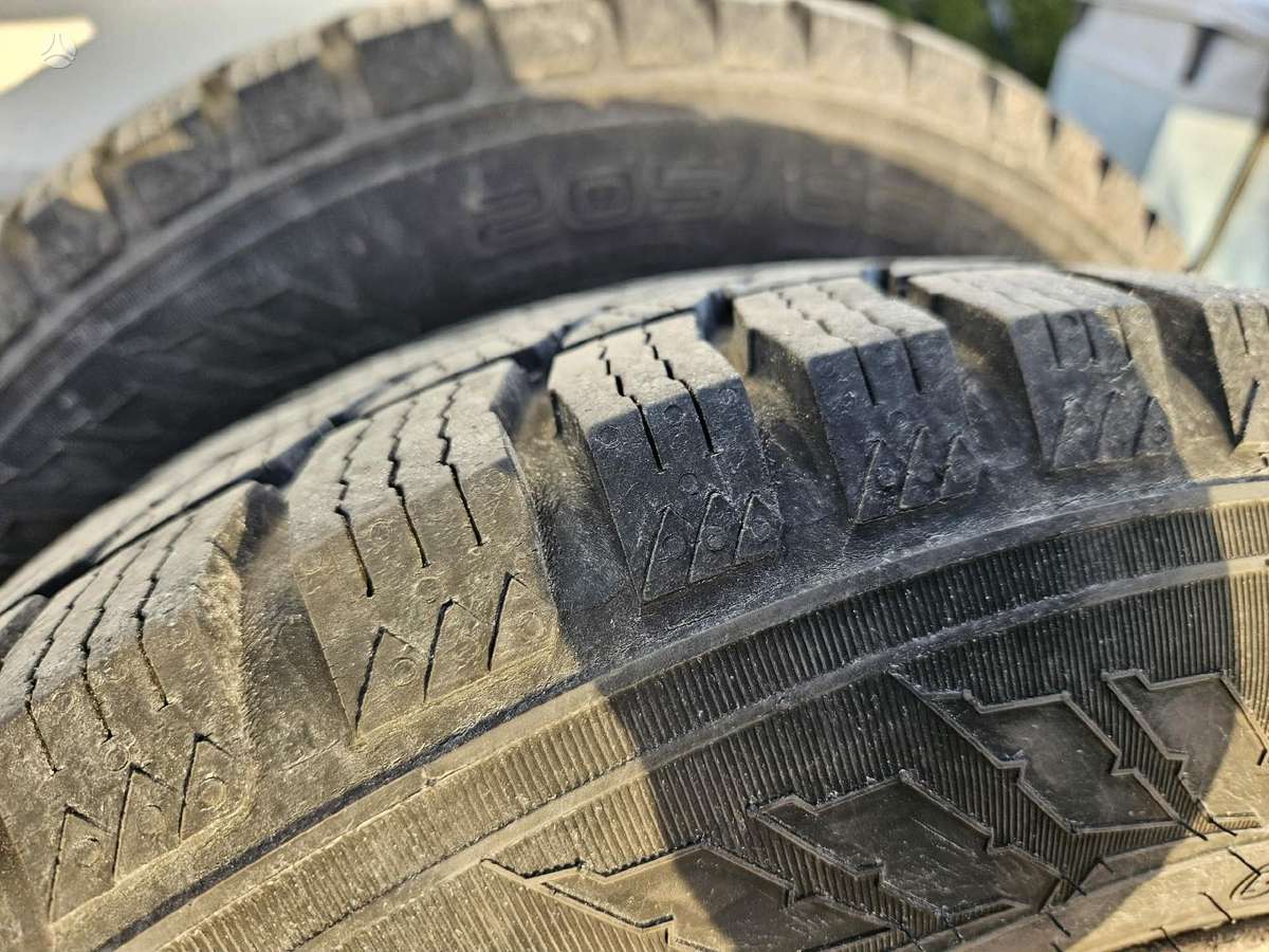 Continental, žieminės 205/65 R16