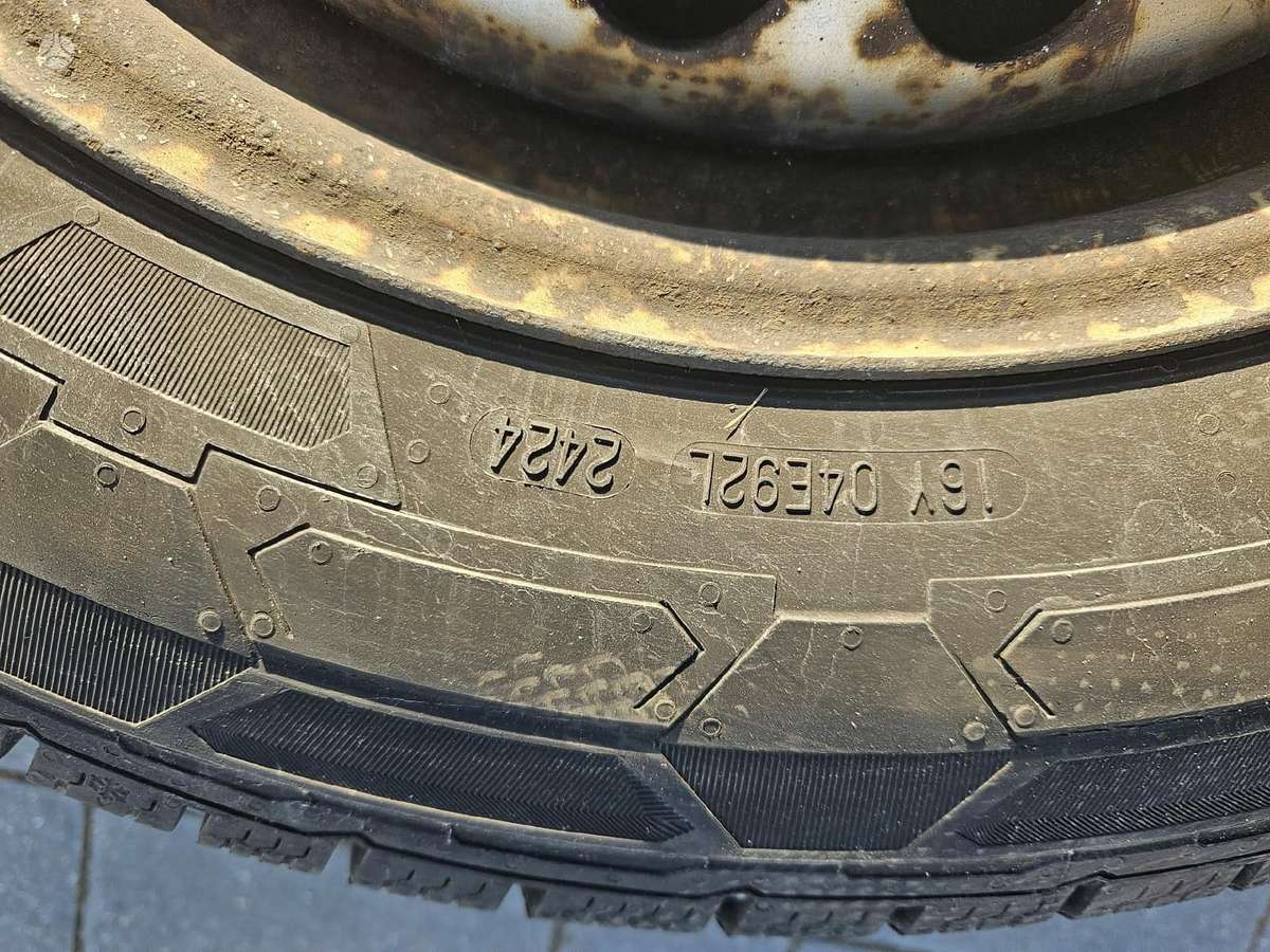 Continental, žieminės 205/65 R16