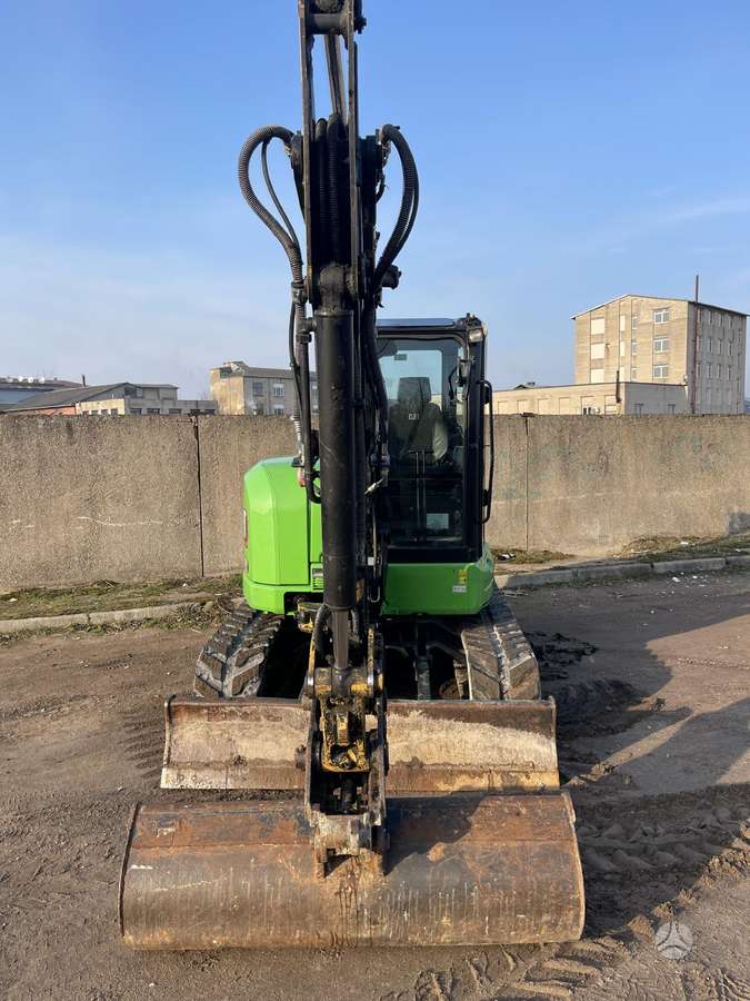 Caterpillar 305E2, mini excavator