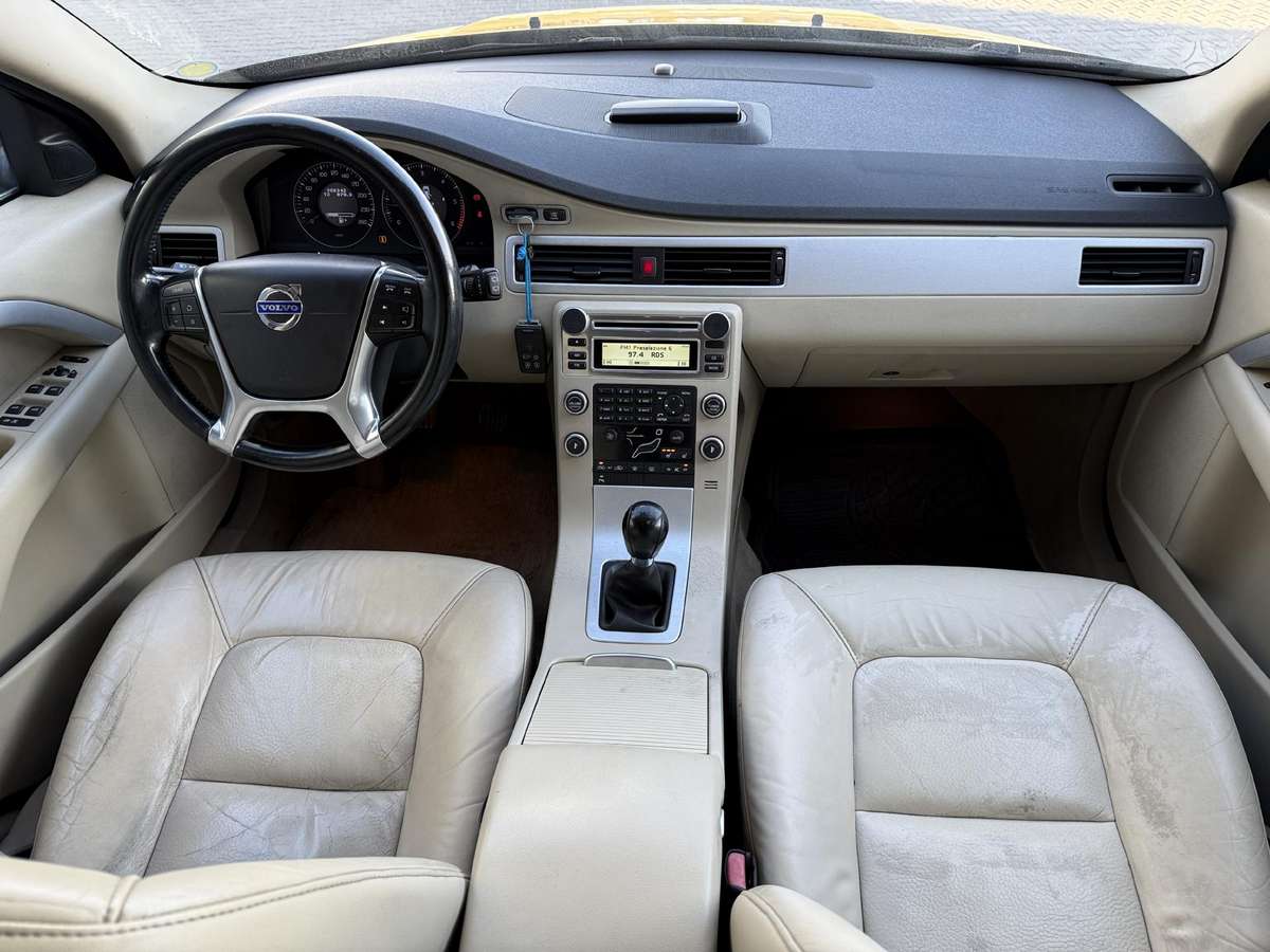 Volvo V70 - 10