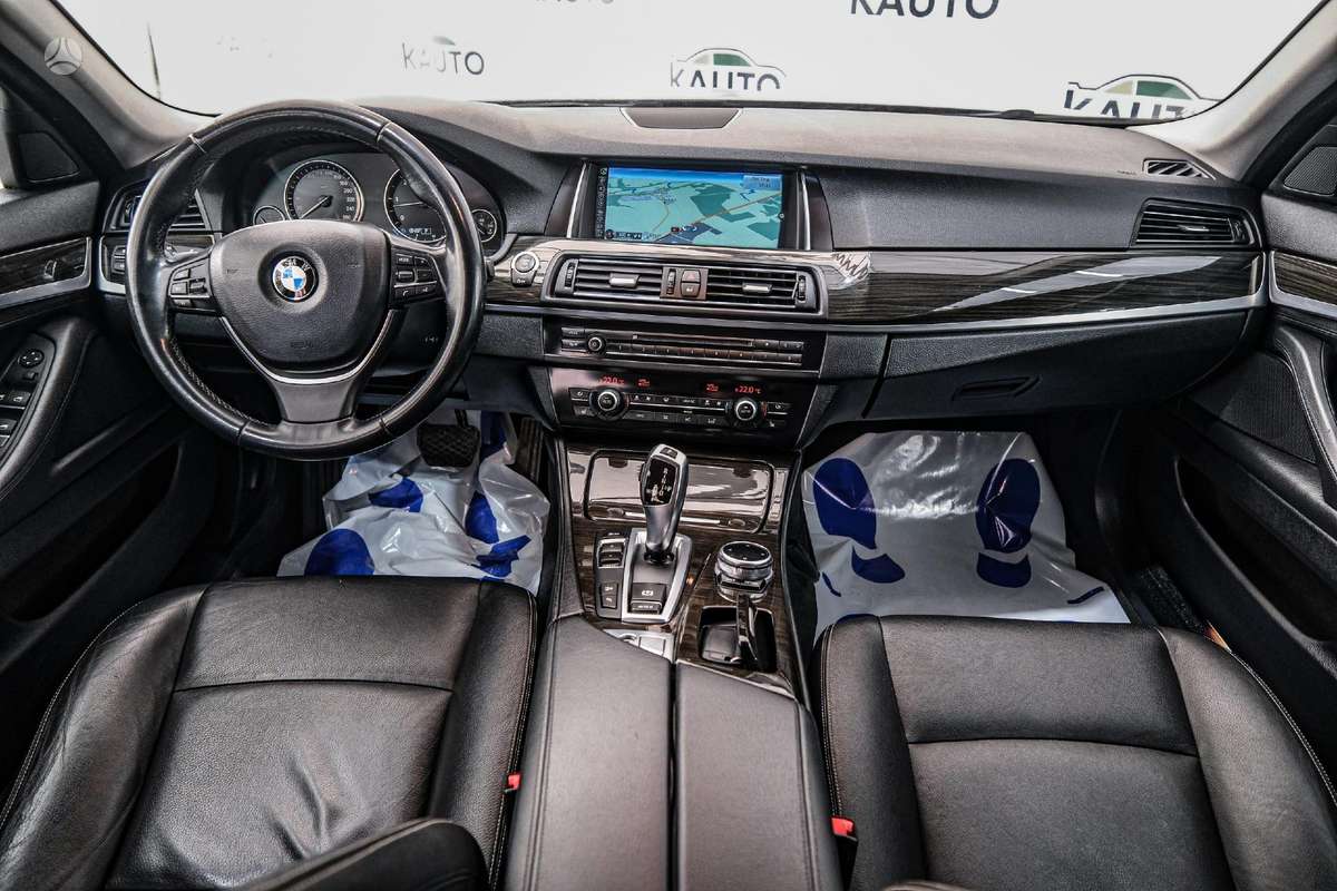 BMW 530, 3.0 l., wagon