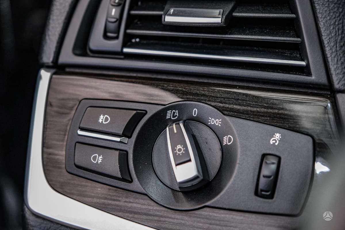 BMW 530, 3.0 l., wagon