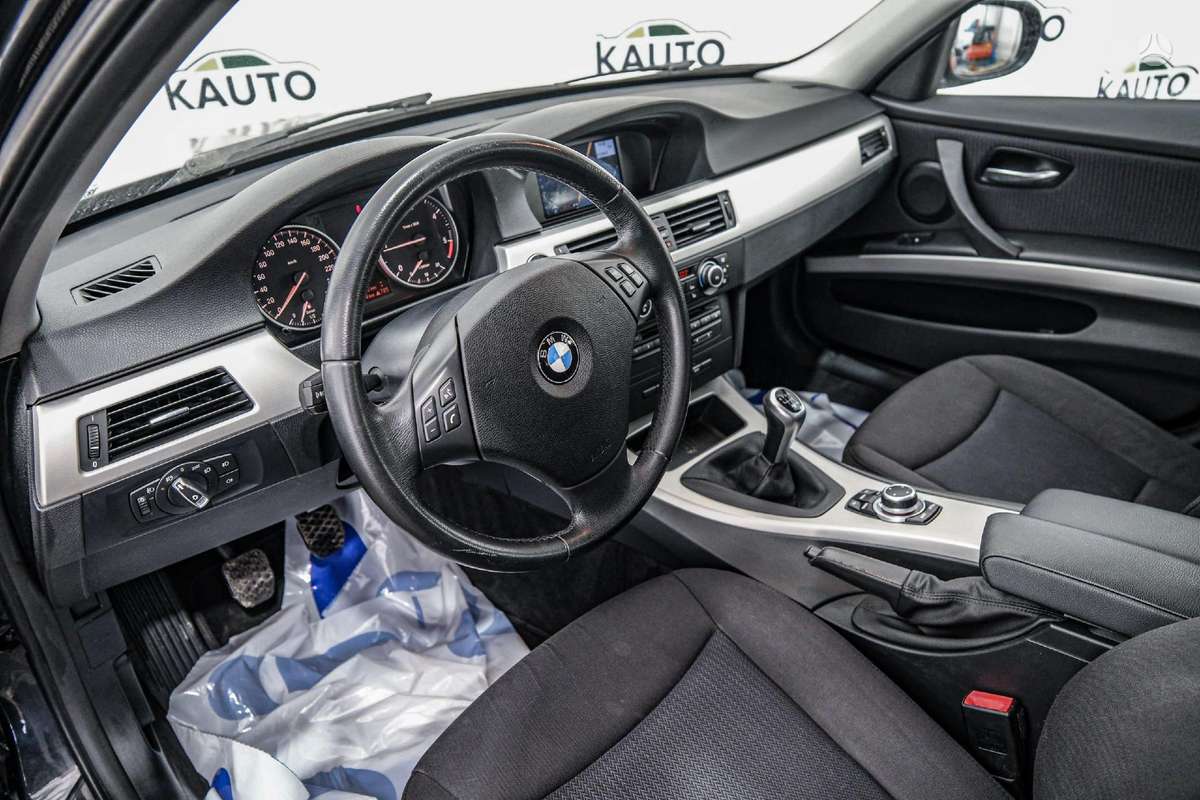 BMW 318, 2.0 l., Универсал