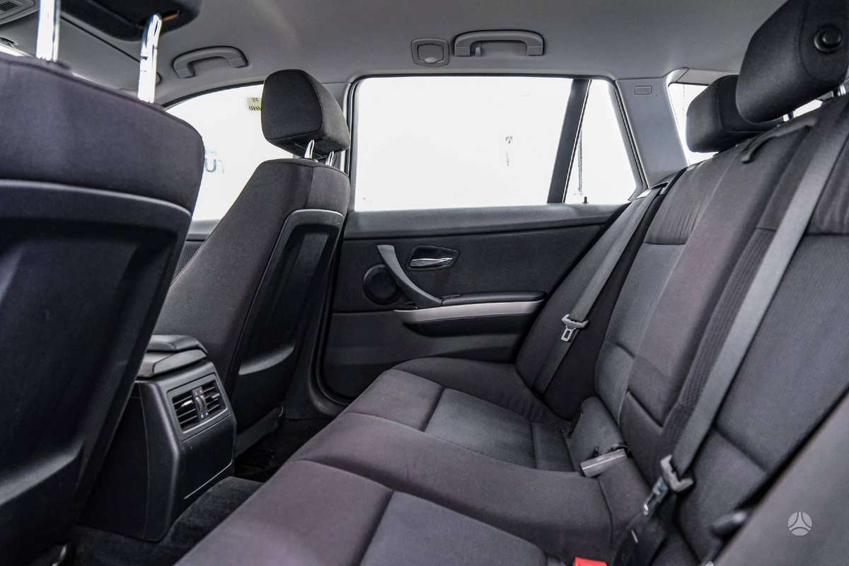 BMW 318, 2.0 l., wagon