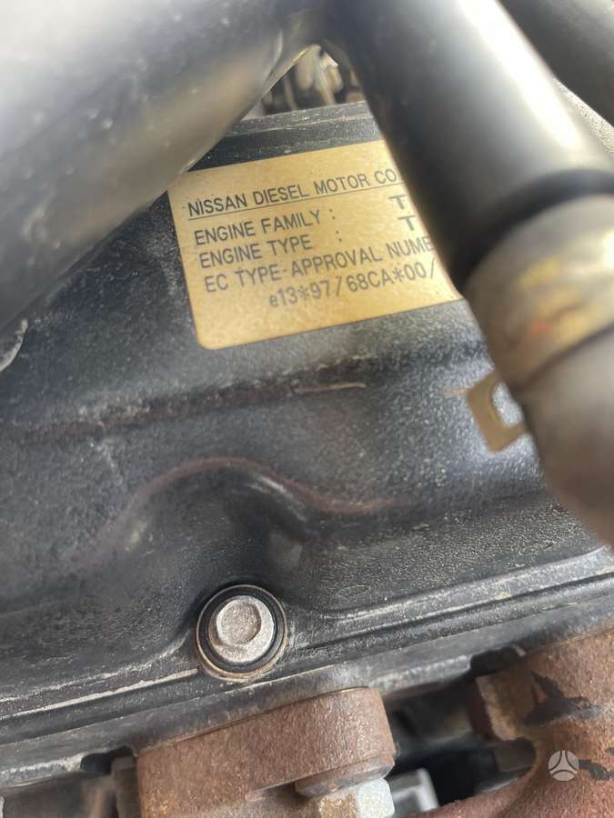 Nissan FD02A200, šakiniai krautuvai
