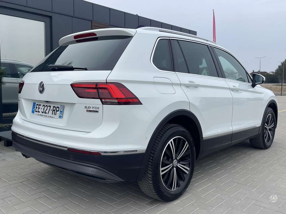 Volkswagen Tiguan - 4