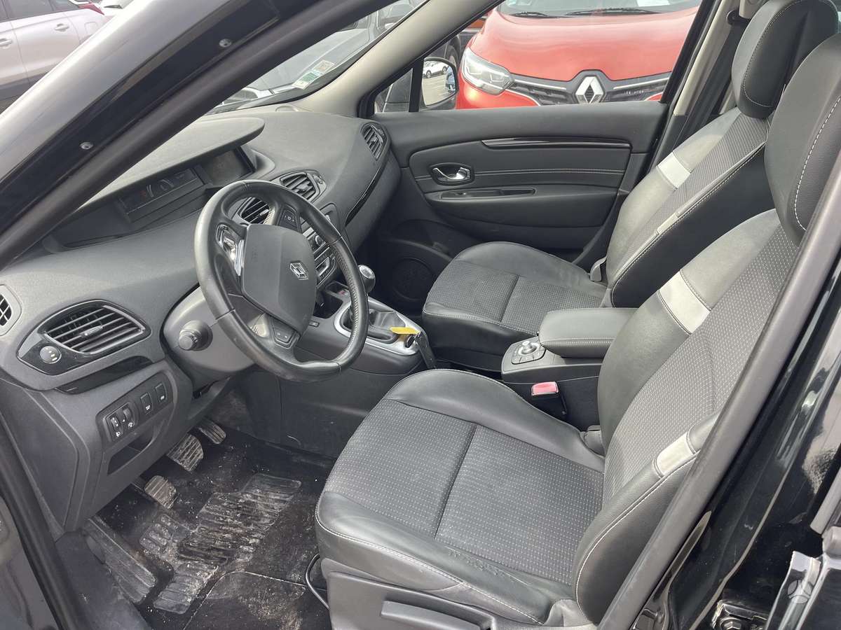 Renault Scenic, 1.2 l., Минивэн