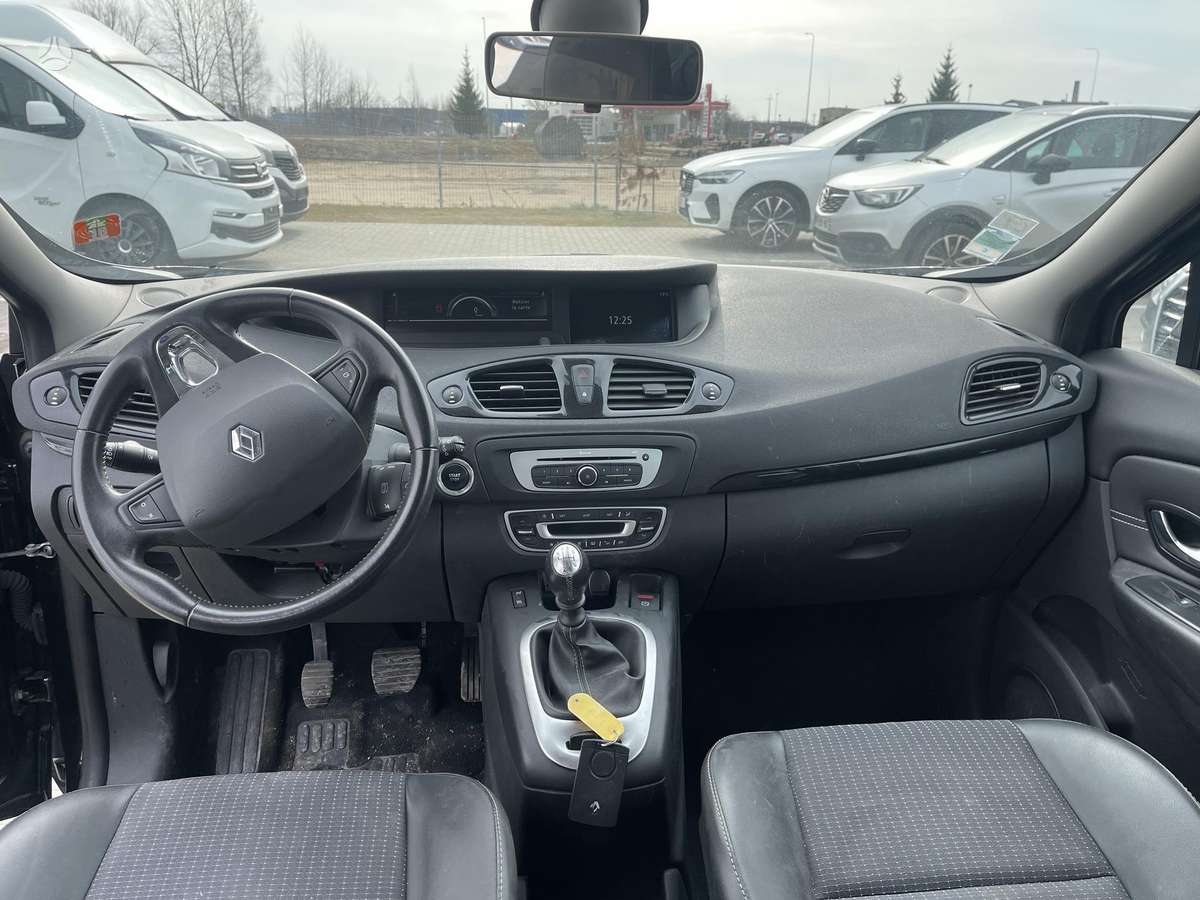 Renault Scenic, 1.2 l., Минивэн