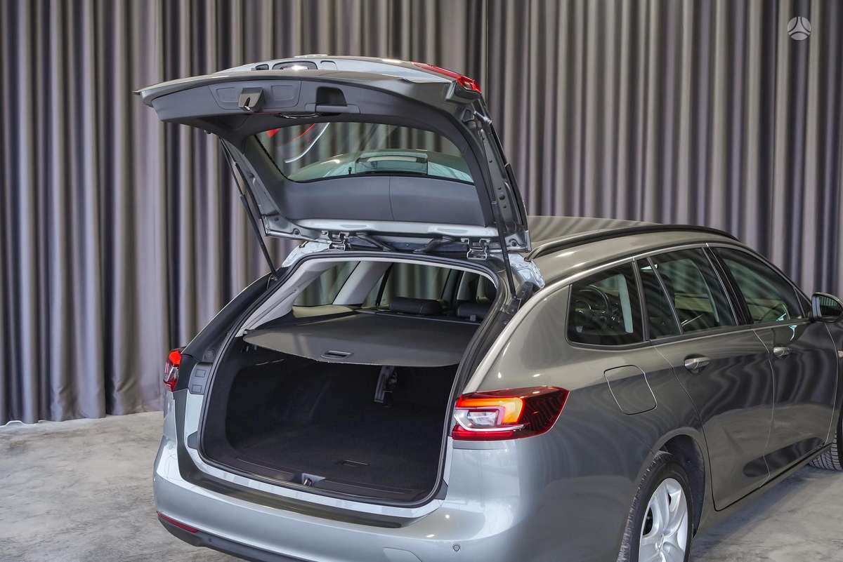 Opel Insignia, 1.6 l., Универсал