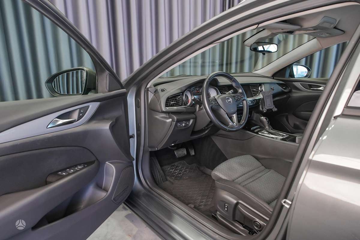 Opel Insignia, 1.6 l., Универсал