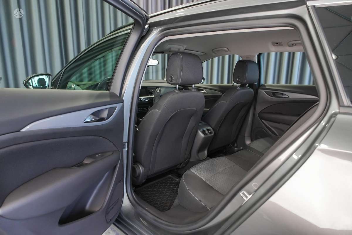 Opel Insignia, 1.6 l., Универсал