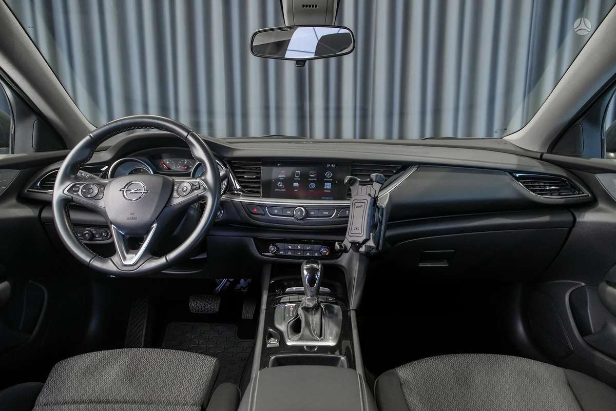 Opel Insignia, 1.6 l., Универсал