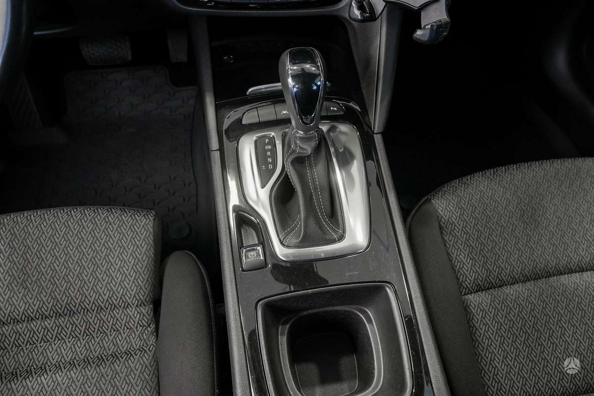 Opel Insignia, 1.6 l., Универсал