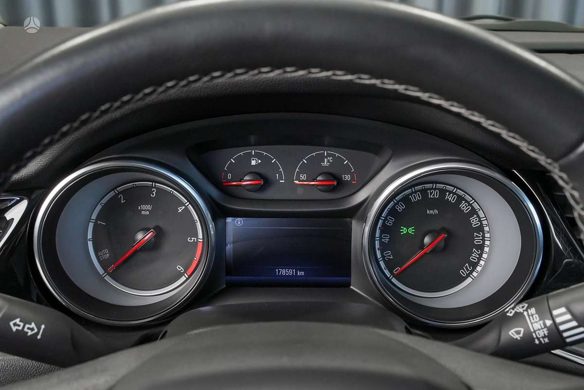 Opel Insignia, 1.6 l., Универсал