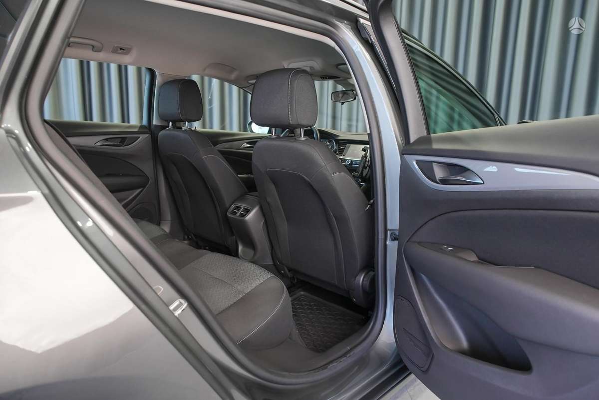 Opel Insignia, 1.6 l., Универсал