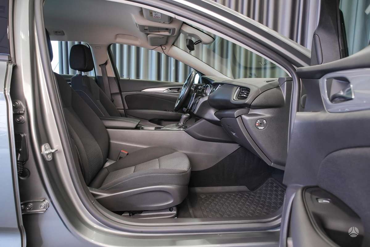 Opel Insignia, 1.6 l., Универсал