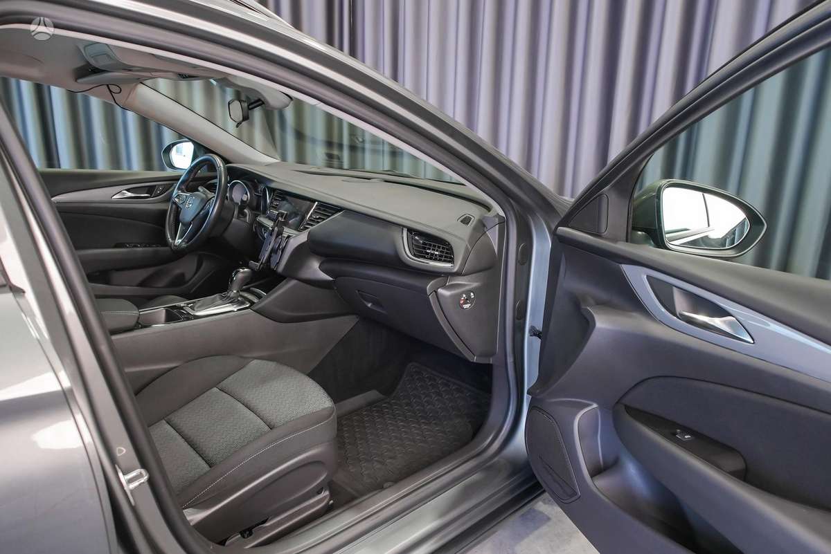 Opel Insignia, 1.6 l., Универсал