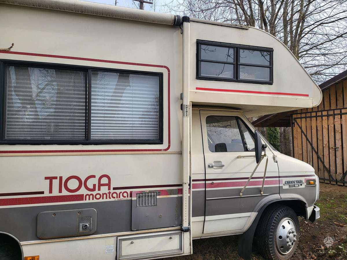 Chevrolet G30, campers