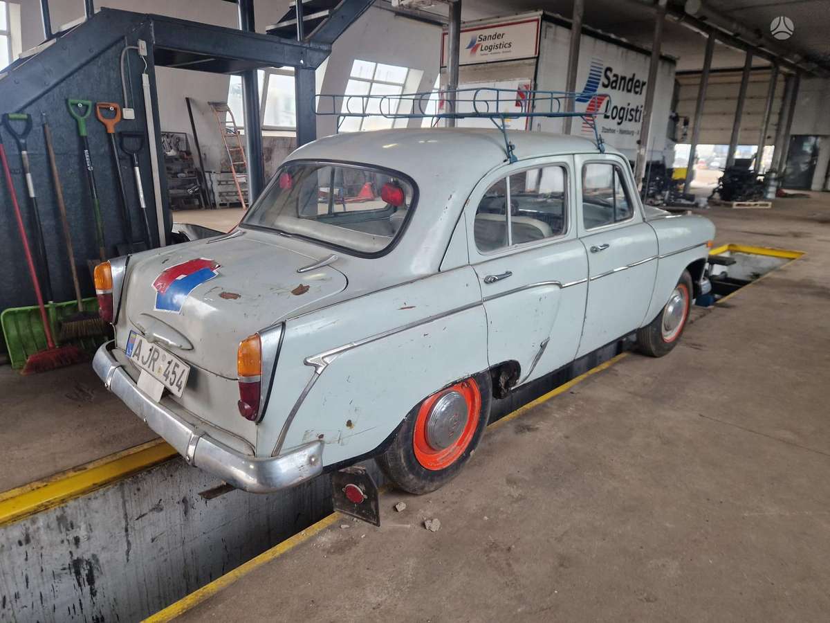 Moskvich 407, sedanas