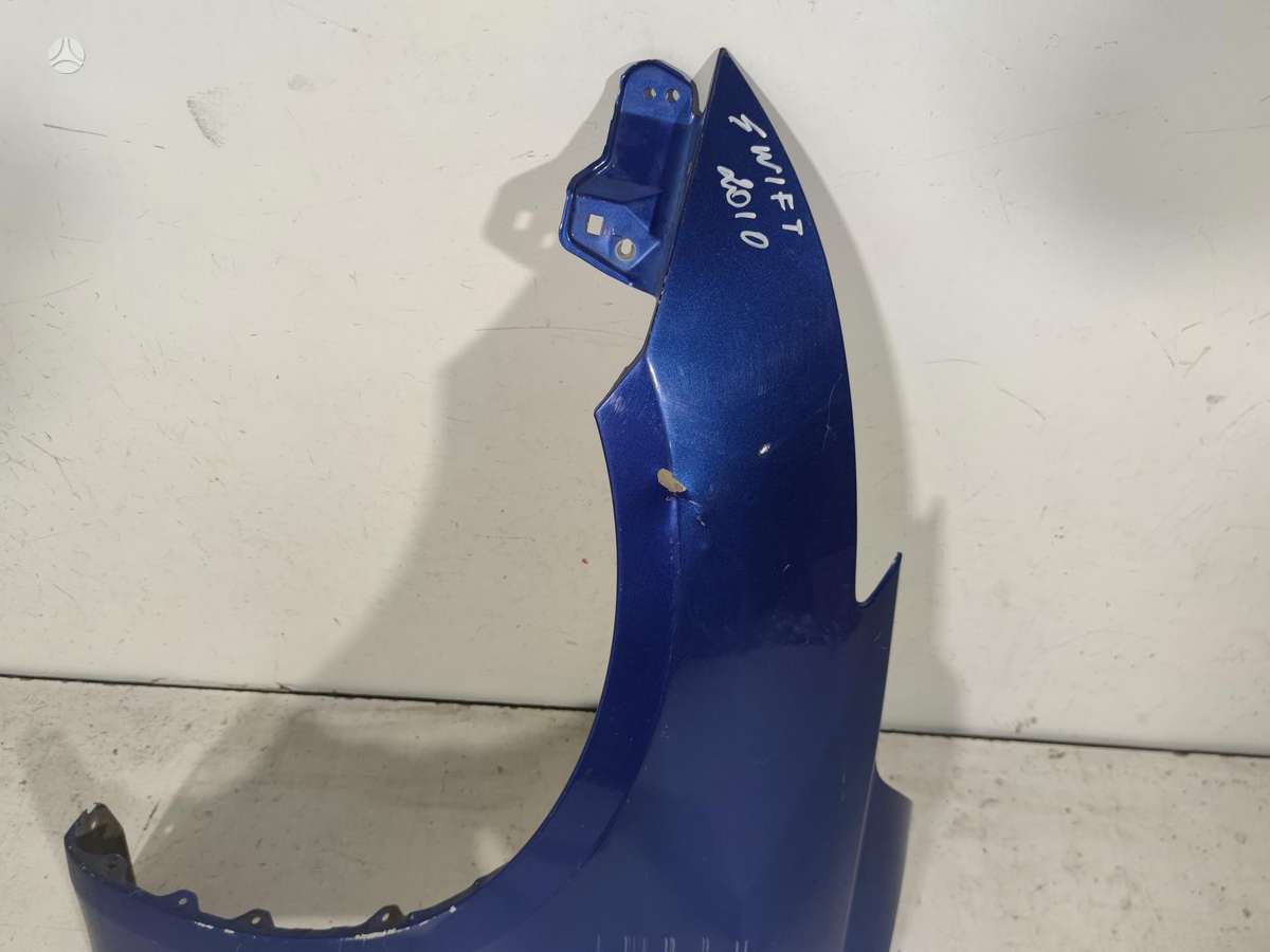 Suzuki Swift fenders, lights