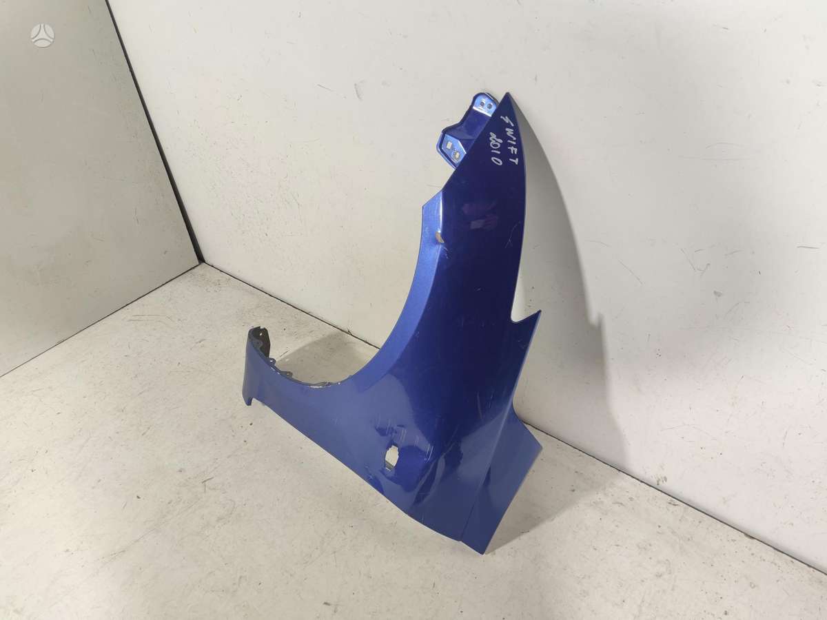 Suzuki Swift fenders, lights