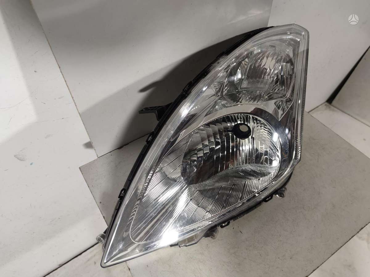 Suzuki Swift fenders, lights