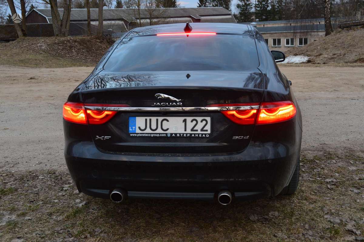 Jaguar XF, 3.0 l., Седан