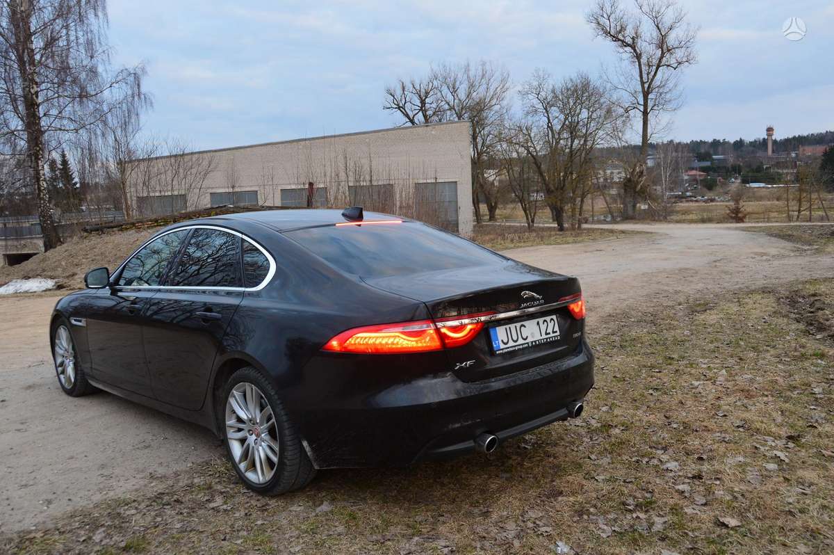 Jaguar XF, 3.0 l., Седан