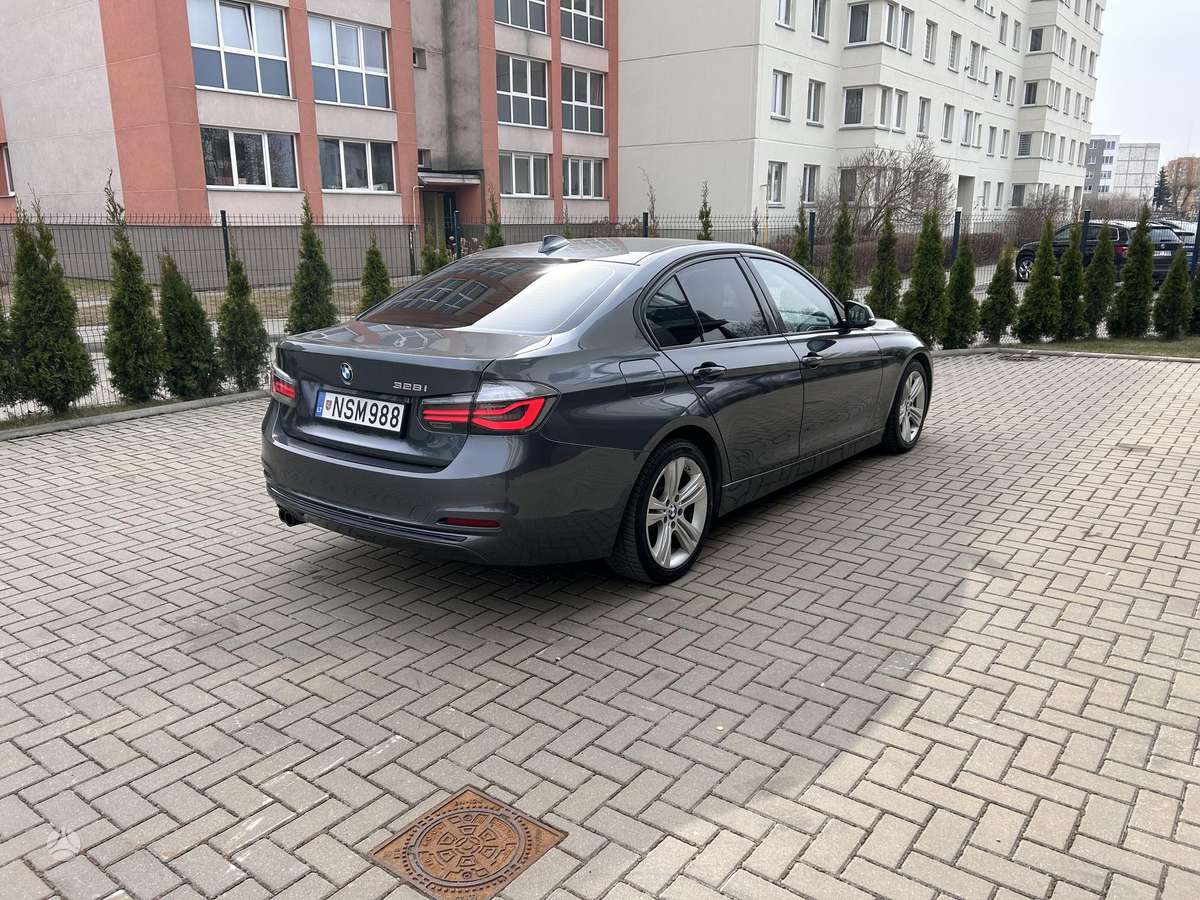 BMW 328, 2.0 l., Седан