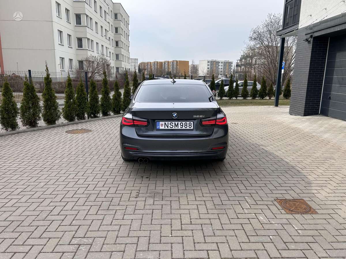 BMW 328, 2.0 l., Седан