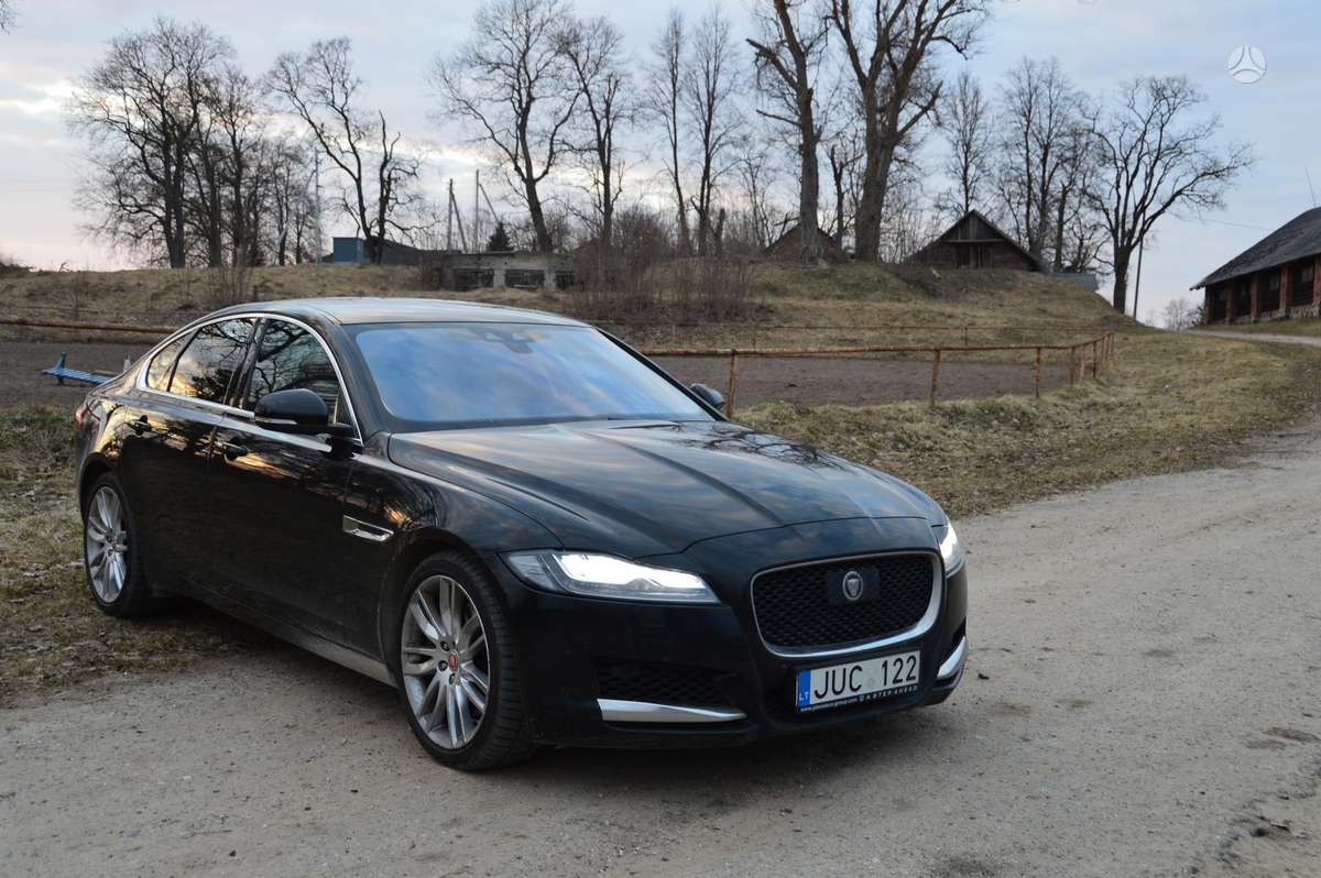 Jaguar XF, 3.0 l., Седан