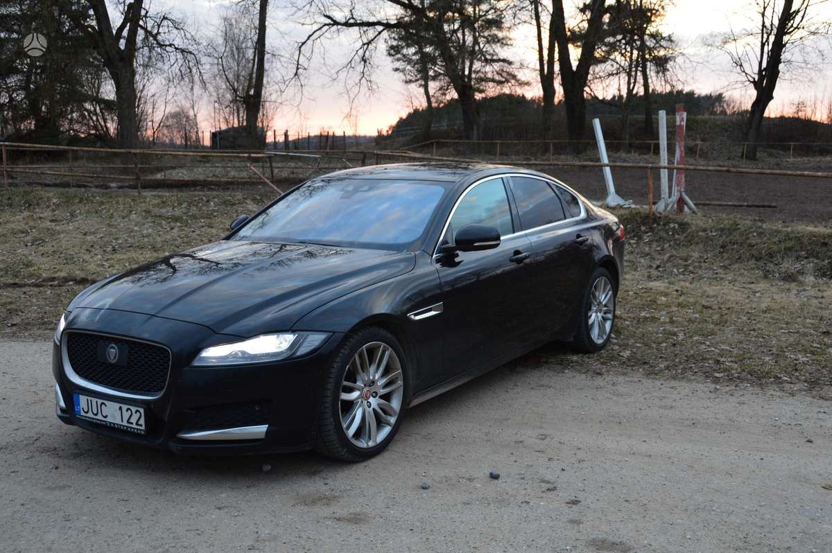 Jaguar XF, 3.0 l., Седан