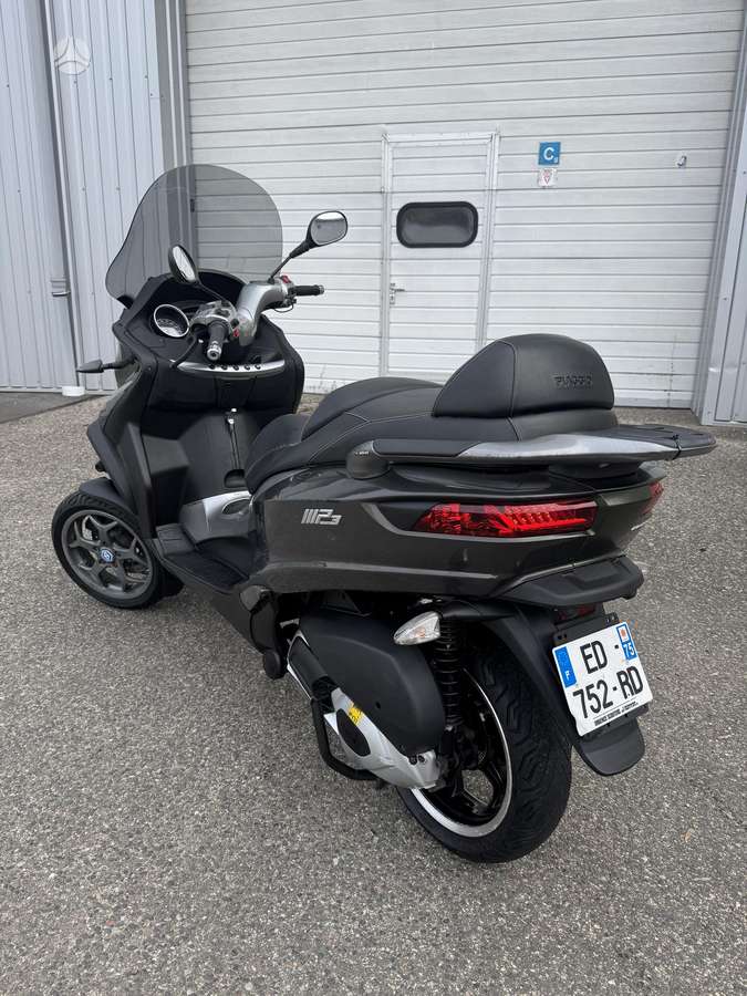 Piaggio MP3 300cc, трициклы