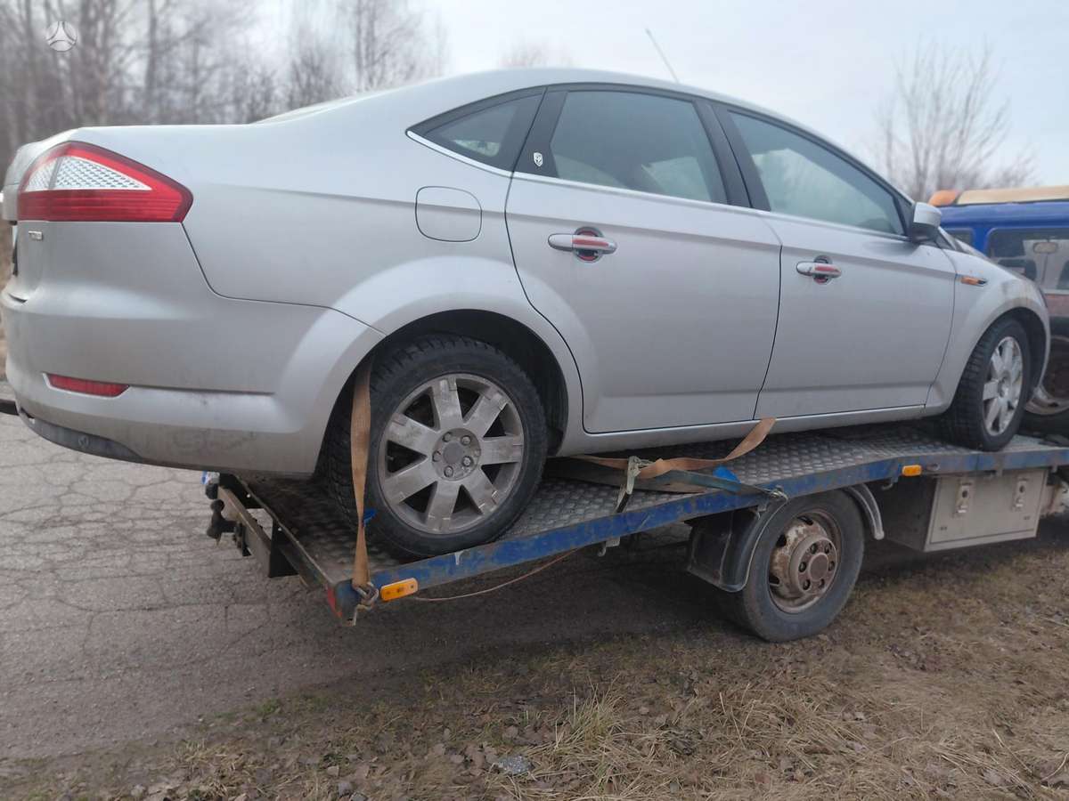 Ford Mondeo, Ggg, Variklis deze geri