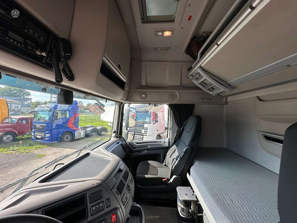 DAF XF106.480, 2 спальных места