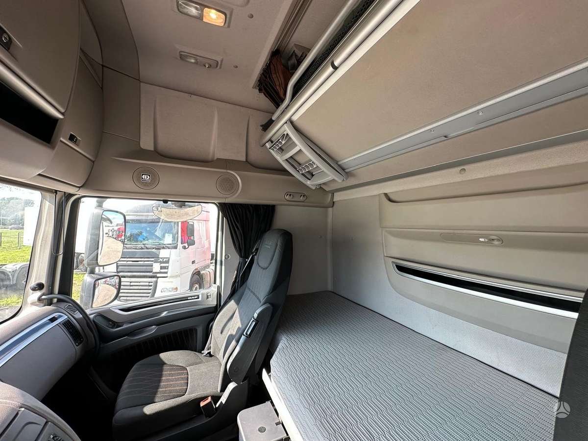 DAF XF106.480, double sleeper