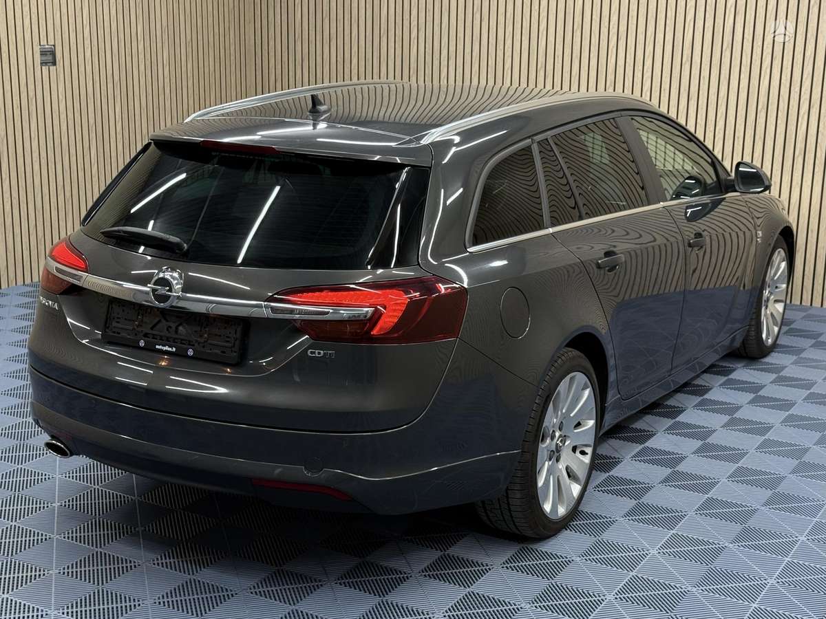 Opel Insignia, 2.0 l., Универсал