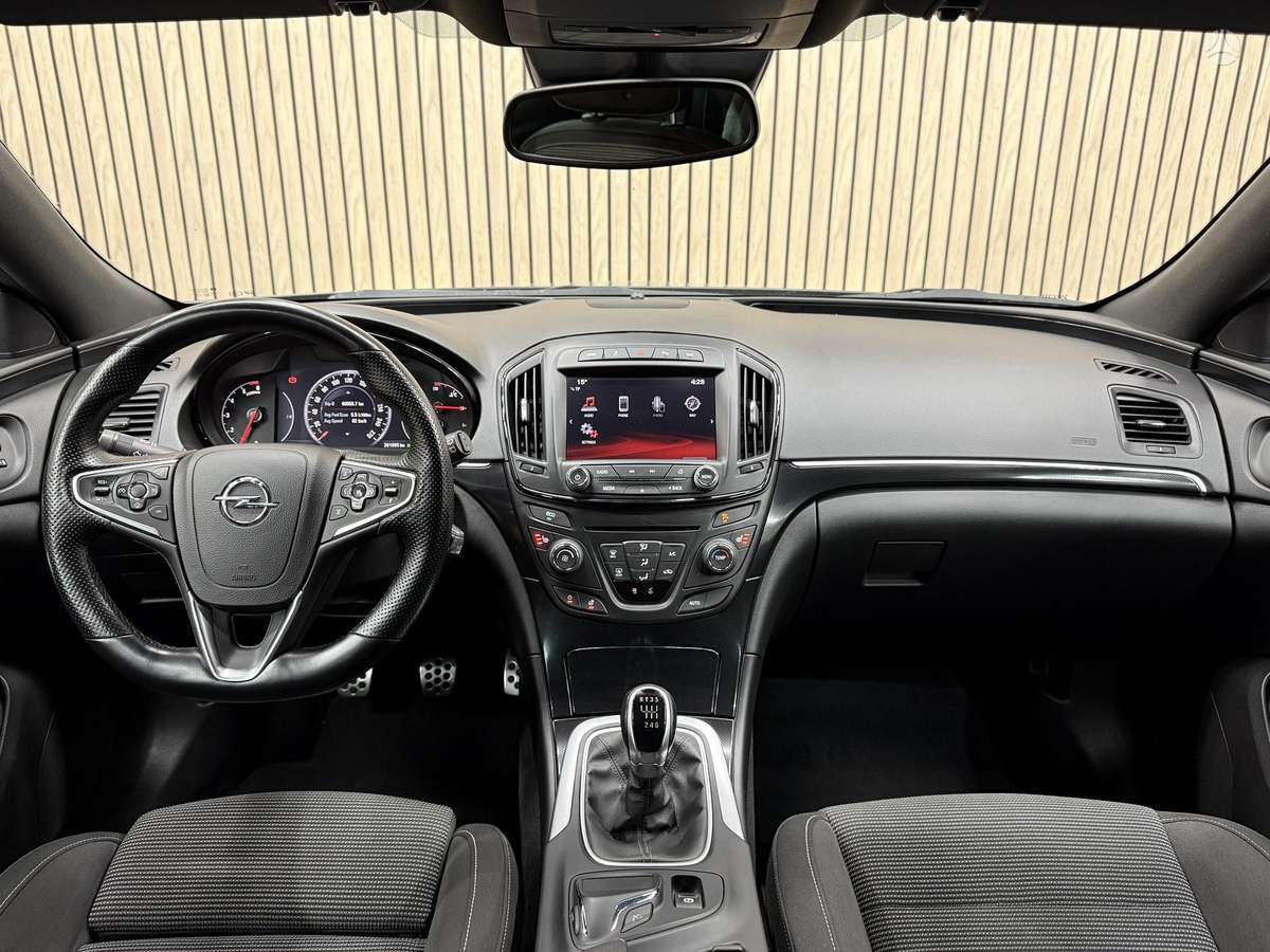 Opel Insignia, 2.0 l., Универсал