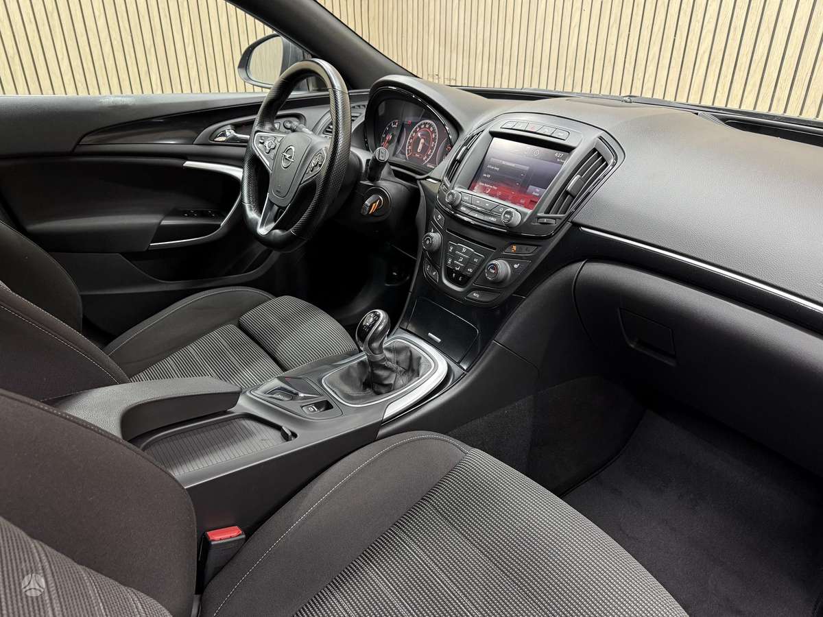 Opel Insignia, 2.0 l., Универсал